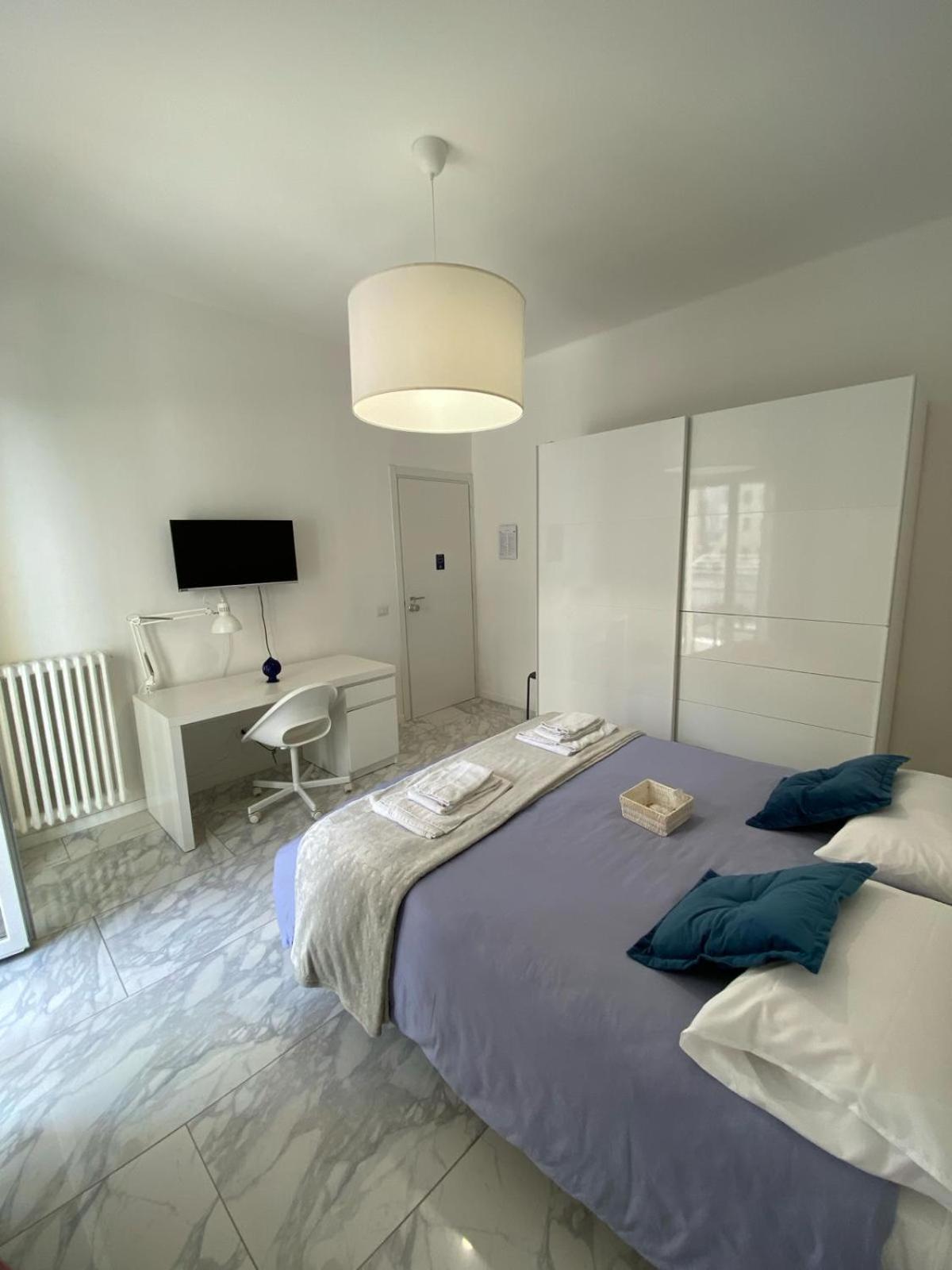 Ennio Rooms Bari Buitenkant foto