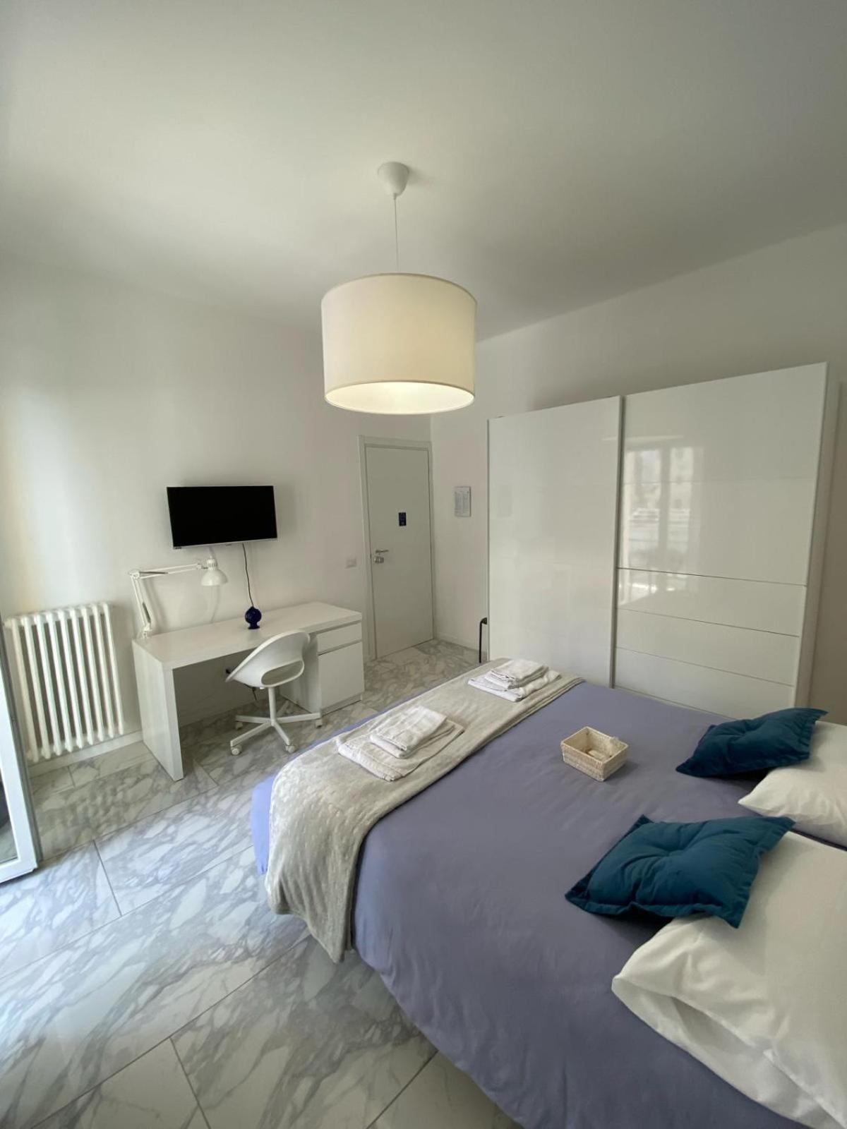 Ennio Rooms Bari Buitenkant foto